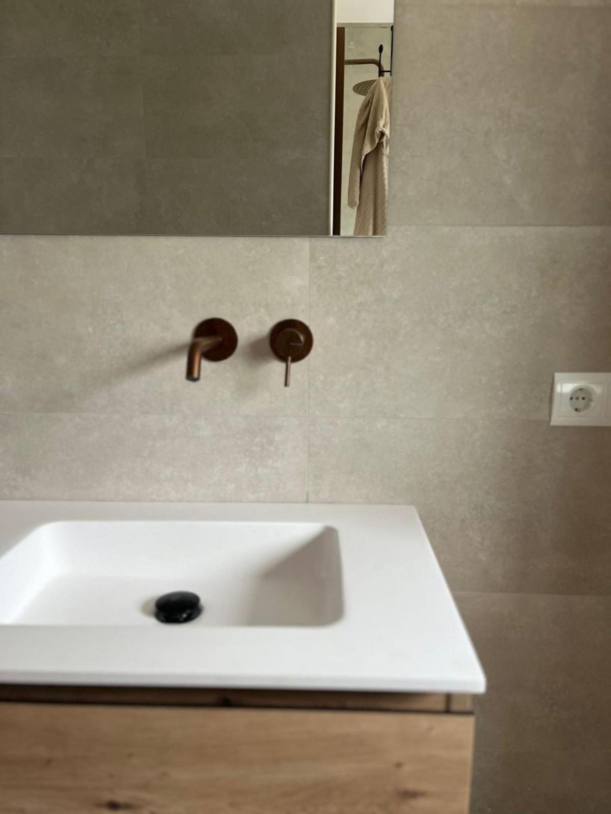 Calella De Palafrugell - Piso Reformado Con Piscina, Wifi Y Parking Gratuito Apartamento Exterior foto